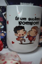 Caneca de cerâmica 330 ml és um autentico bombom - Image 2